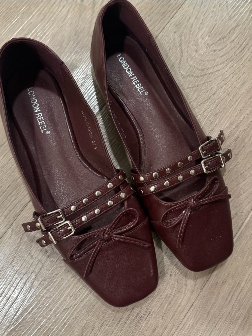 London Rebel Women's Burgundy Stud-Trim Ballet Flats-EU 37